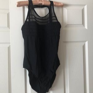 Jantzen elegant black one piece swim suit